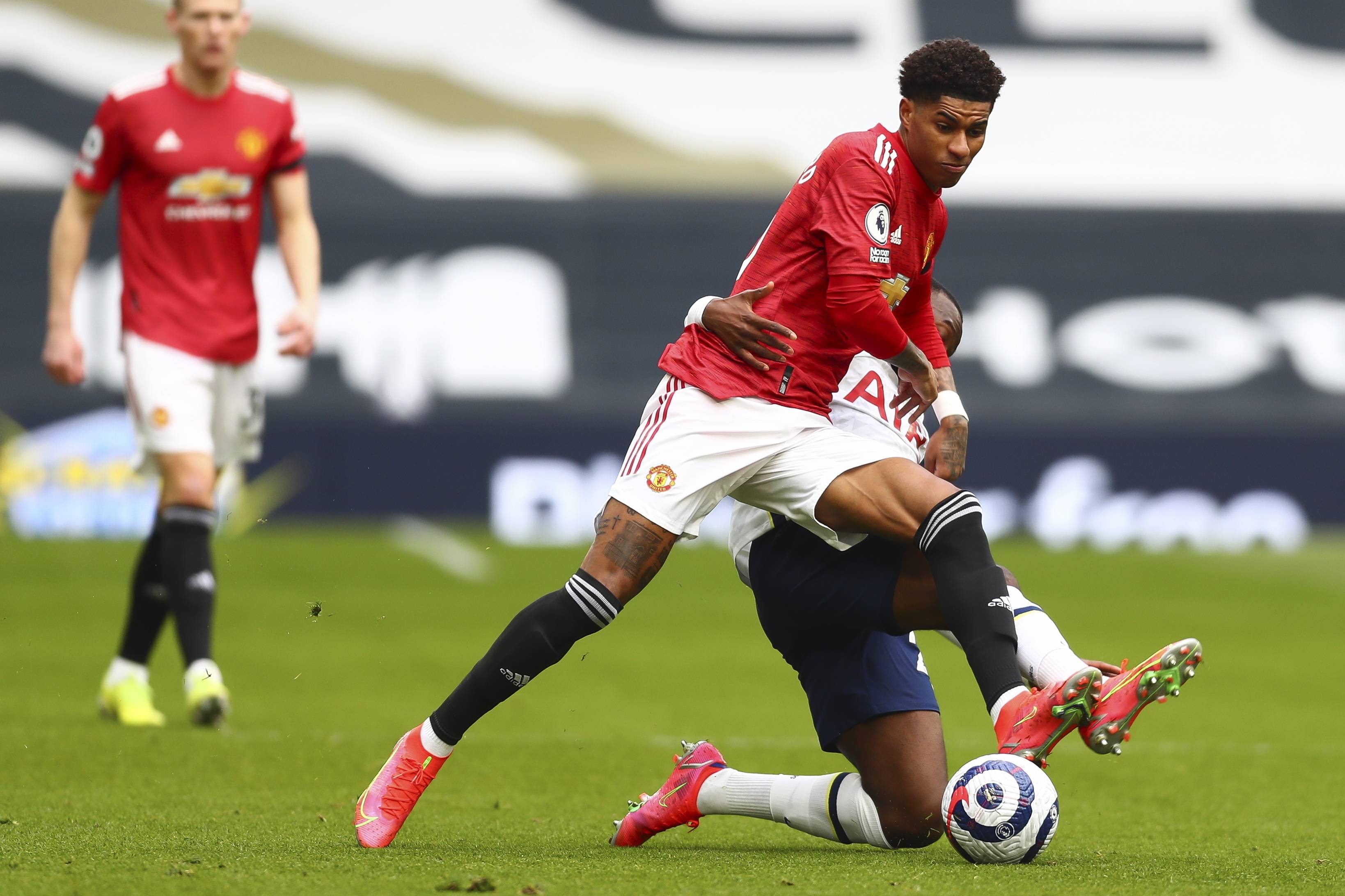 次公开场合 次公开场合